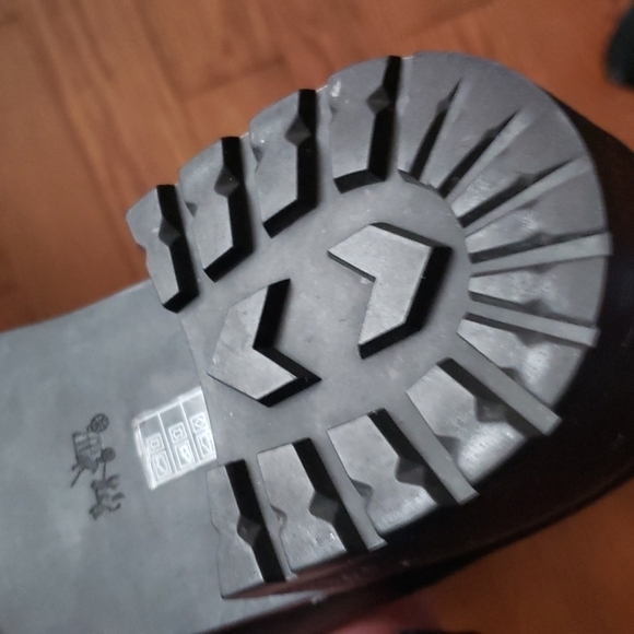 Coach Gabriella boots. Gently used. - Picture 4 of 16